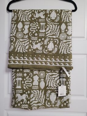 100% Cotton Scarf, Olive/Moss Green and White Olympus Print,  43" × 71" - NWT